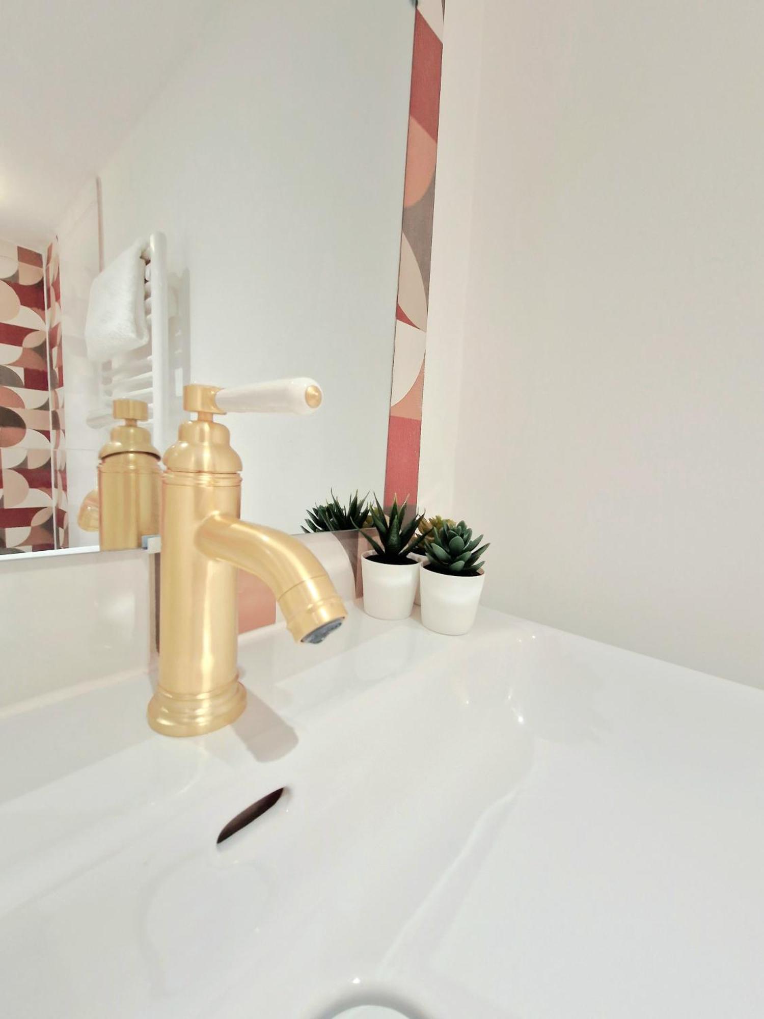 L'Elementaire, Appartement Chic Et Central Mylhúzy Exteriér fotografie